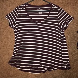 Soft and sexy maroon striped tee